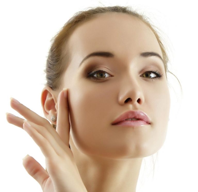 Tướng phụ nữ cằm chẻ