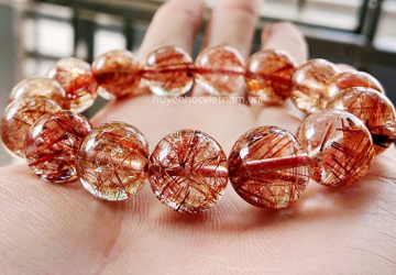 Vòng thạch anh tóc đỏ hợp mệnh nào và công dụng của nó