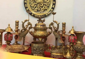 Bộ thờ bằng đồng đầy đủ gồm những gì?